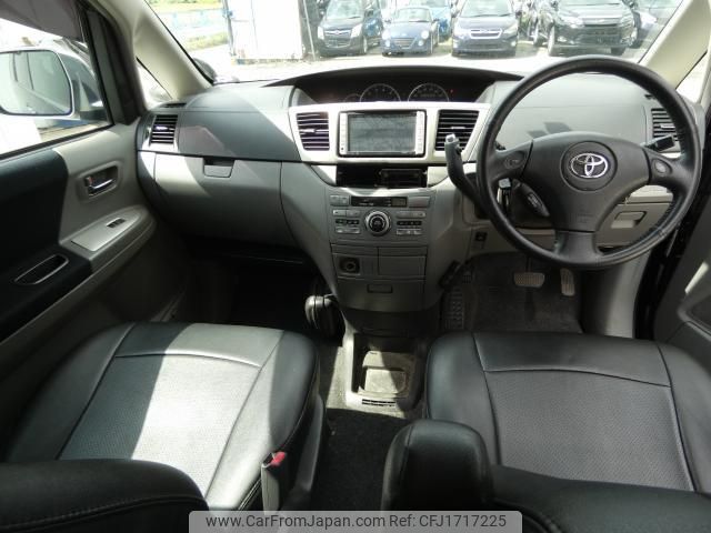 toyota voxy 2006 CFJ1717225 image 2