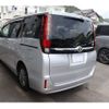 toyota esquire 2017 CFJ1673405 image 2