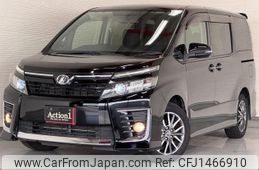 toyota voxy 2014 492