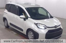 toyota sienta 2023 CFJ1833054