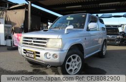 mitsubishi pajero-mini 2006 GOO_JP_700040370830221207002