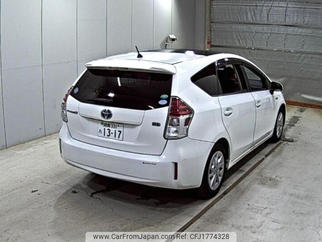toyota prius-α 2015 CFJ1774328 image 2