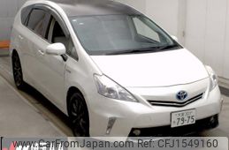 toyota prius-α 2013 CFJ1549160