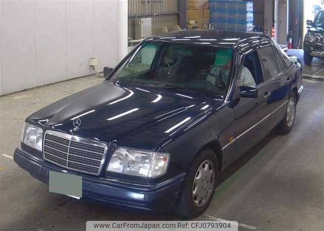 mercedes-benz e-class 1994 YOSHI-015 image 1