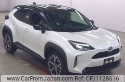 toyota yaris-cross 2022 -TOYOTA--Yaris Cross 6AA-MXPJ10--MXPJ10-3040893---TOYOTA--Yaris Cross 6AA-MXPJ10--MXPJ10-3040893-