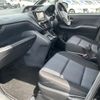 toyota voxy 2014 CFJ1560326 image 4