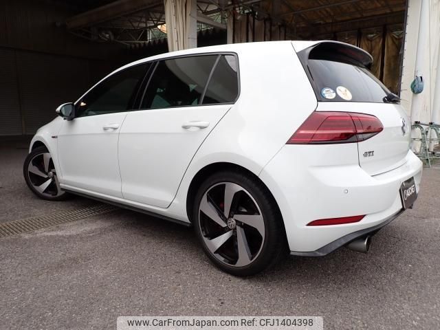 volkswagen golf-gti 2017 quick_quick_ABA-AUCHH_WVWZZZAUZHW339569 image 2