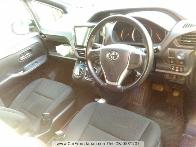 toyota noah 2015 -TOYOTA--Noah DAA-ZWR80G--ZWR80-0134533---TOYOTA--Noah DAA-ZWR80G--ZWR80-0134533- image 2