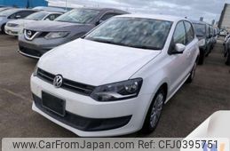 volkswagen polo 2011 -VOLKSWAGEN--VW Polo DBA-6RCBZ--WVWZZZ6RZCU001826---VOLKSWAGEN--VW Polo DBA-6RCBZ--WVWZZZ6RZCU001826-