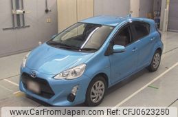 toyota aqua 2015 -TOYOTA--AQUA NHP10-6438287---TOYOTA--AQUA NHP10-6438287-