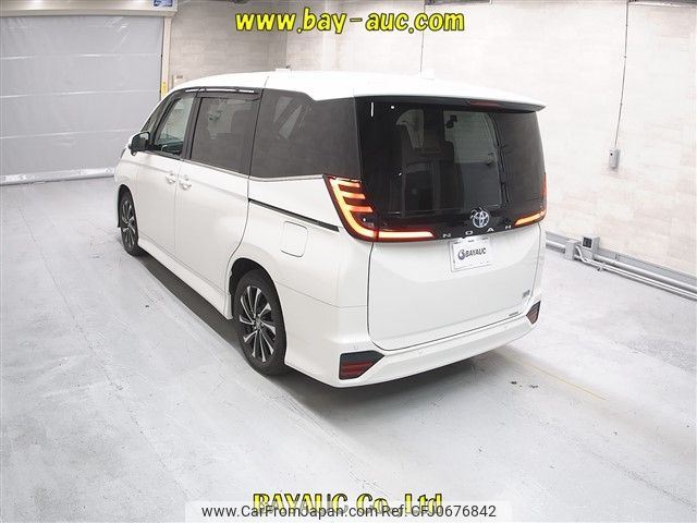 toyota noah 2023 -TOYOTA--Noah ZWR90W-0157716---TOYOTA--Noah ZWR90W-0157716- image 2