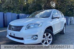 toyota vanguard 2012 REALMOTOR_N5025010003F-10