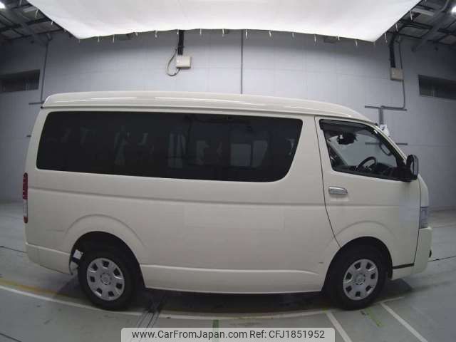 toyota hiace-wagon 2021 CFJ1851952 image 2