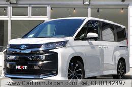 toyota noah 2023 quick_quick_6AA-ZWR90W_ZWR90-0152466