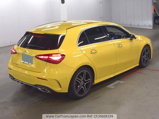 mercedes-benz a-class 2023 quick_quick_3DA-177012_W1K1770122V152235 image 2