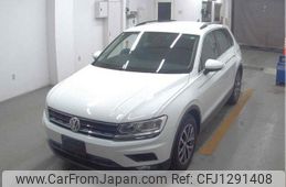 volkswagen tiguan 2019 quick_quick_ABA-5NCZD_WVGZZZ5NZKW872865