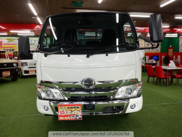 hino dutro 2023 GOO_NET_EXCHANGE_0700553A30240326W001 image 2