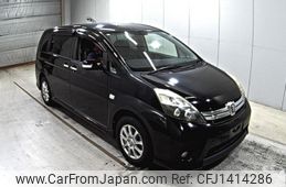 toyota isis 2013 -TOYOTA--Isis ZGM15W-0013724---TOYOTA--Isis ZGM15W-0013724-