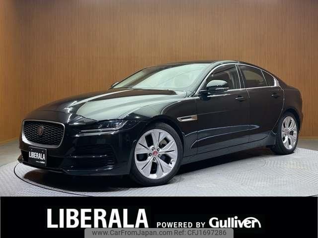 jaguar xe 2020 CFJ1697286 image 1