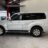 mitsubishi pajero 2012 165 image 3