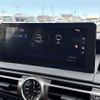 lexus is 2021 CFJ1840559 image 12
