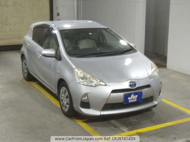 toyota aqua 2012 -TOYOTA 【鹿児島 501ﾎ7647】--AQUA NHP10--NHP10-6113744---TOYOTA 【鹿児島 501ﾎ7647】--AQUA NHP10--NHP10-6113744- image 1