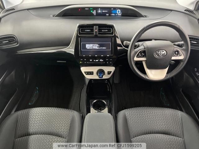 toyota prius 2018 CFJ1599205 image 2