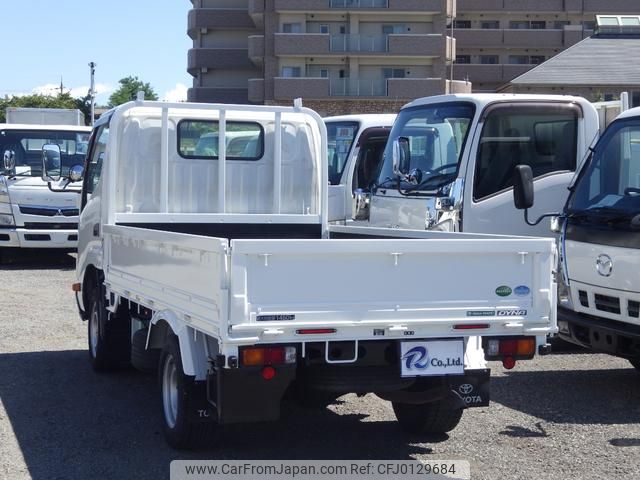 toyota dyna-truck 2016 GOO_NET_EXCHANGE_0704331A30240820W001 image 2