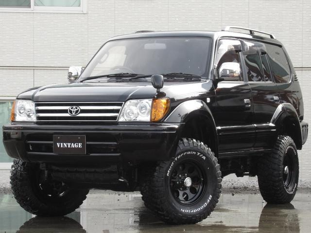 car_6c903094-b751-4b99-a2de-
