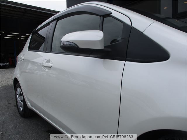 toyota vitz 2015 AUTOSERVER_15_5086_1878 image 2