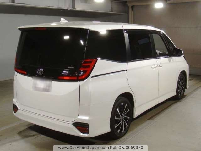 toyota noah 2023 -TOYOTA 【大阪 379ﾕ 27】--Noah 6BA-MZRA90W--MZRA90-0061357---TOYOTA 【大阪 379ﾕ 27】--Noah 6BA-MZRA90W--MZRA90-0061357- image 2