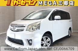 toyota noah 2011 -TOYOTA--Noah DBA-ZRR70W--ZRR70-0415560---TOYOTA--Noah DBA-ZRR70W--ZRR70-0415560-