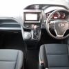 toyota noah 2016 -TOYOTA--Noah DBA-ZRR80G--ZRR80-0212353---TOYOTA--Noah DBA-ZRR80G--ZRR80-0212353- image 2