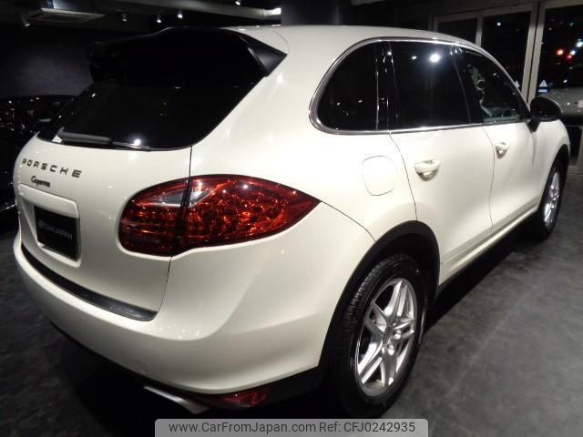 porsche cayenne 2011 -PORSCHE--Porsche Cayenne 92AM5502--WP1ZZZ92ZCLA02565---PORSCHE--Porsche Cayenne 92AM5502--WP1ZZZ92ZCLA02565- image 2