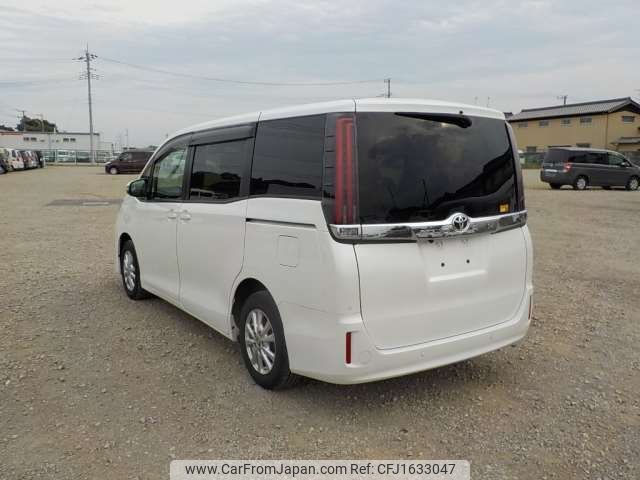 toyota noah 2020 CFJ1633047 image 2