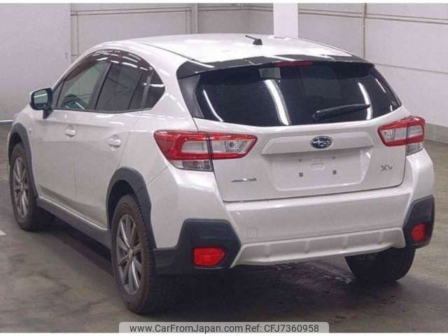 subaru xv 2018 CFJ7360958 image 2