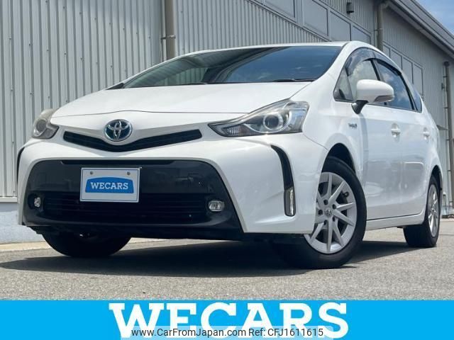 toyota prius-α 2017 CFJ1611615 image 1