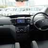 toyota voxy 2004 114531 image 3