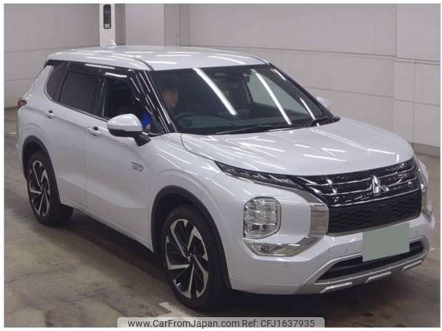 mitsubishi outlander-phev 2023 CFJ1637935 image 1
