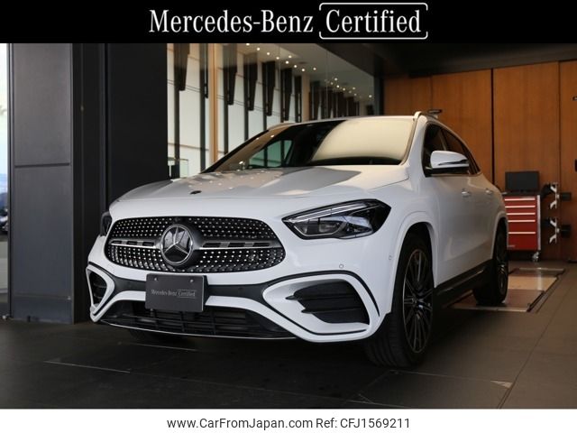 mercedes-benz gla-class 2024 CFJ1569211 image 1