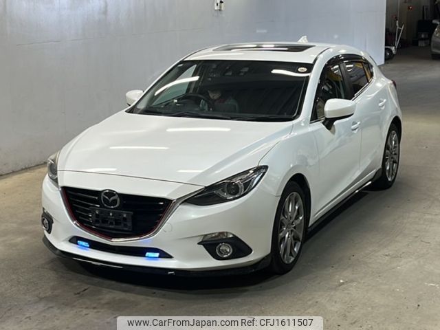 mazda axela 2015 CFJ1611507 image 1
