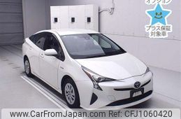 toyota prius 2016 -TOYOTA--Prius ZVW50-6043887---TOYOTA--Prius ZVW50-6043887-