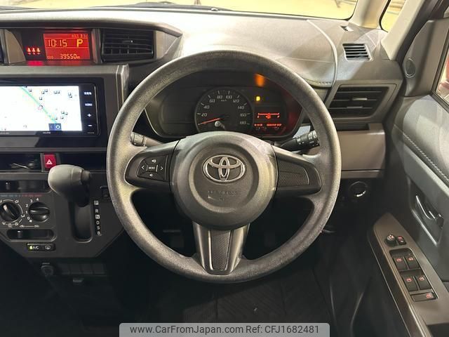 toyota tank 2017 CFJ1682481 image 2