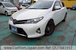 toyota auris 2012 CFJ1681957