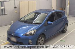 toyota aqua 2014 -TOYOTA--AQUA NHP10-6302103---TOYOTA--AQUA NHP10-6302103-