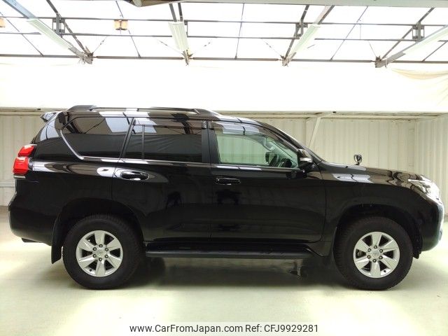 toyota land-cruiser-prado 2022 ENHANCEAUTO_1_ea284484 image 2