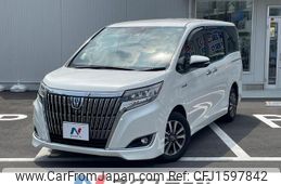 toyota esquire 2018 CFJ1597842