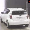 toyota aqua 2012 -TOYOTA 【鈴鹿 500ﾃ7761】--AQUA NHP10--6011709---TOYOTA 【鈴鹿 500ﾃ7761】--AQUA NHP10--6011709- image 2