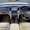 toyota crown-hybrid 2014 quick_quick_AWS210_6062851 image 3