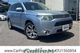 mitsubishi outlander-phev 2013 CFJ1560854